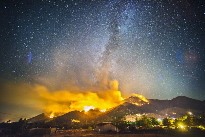 Photographer Captures Beautiful Photographs of the Ravaging Californian Wildfires