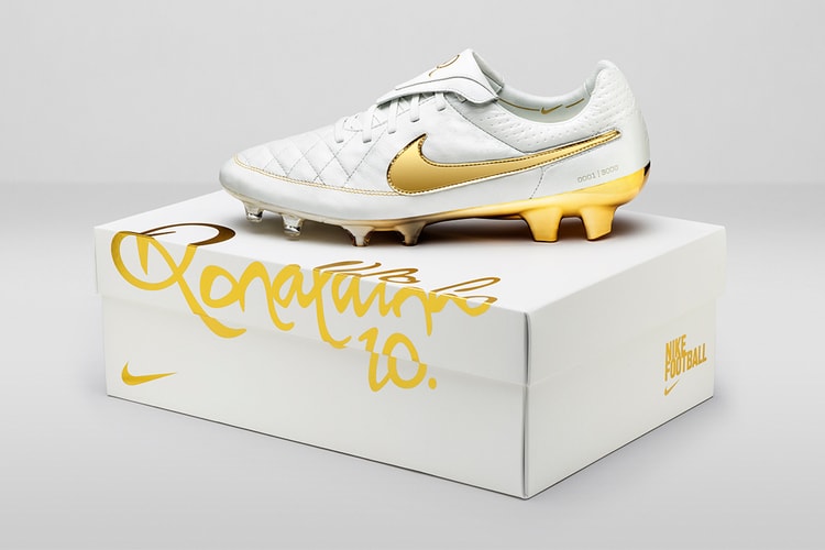 Nike Pays Homage to Ronaldinho With the Tiempo Legend "Touch of Gold"