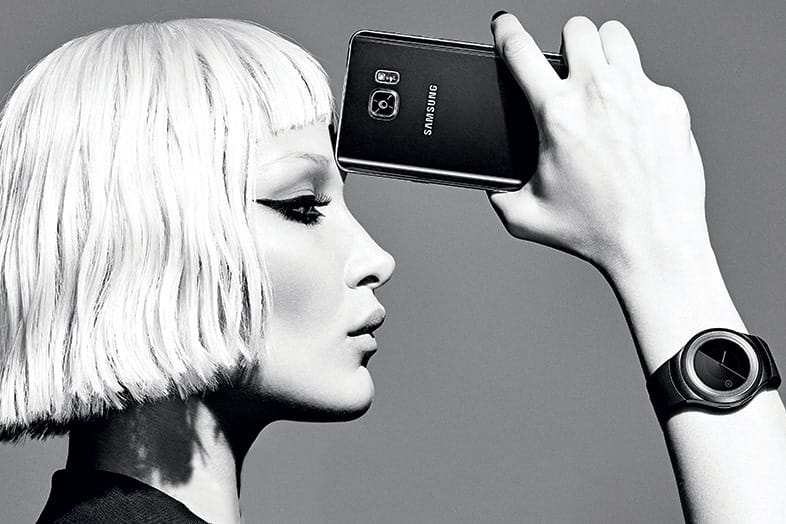 Samsung Unveils Its Gear S2 Smartwatch