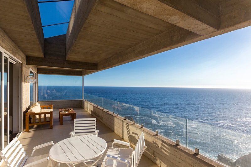 The Le Corbusier-Inspired Mirador House by Gubbins Arquitectos