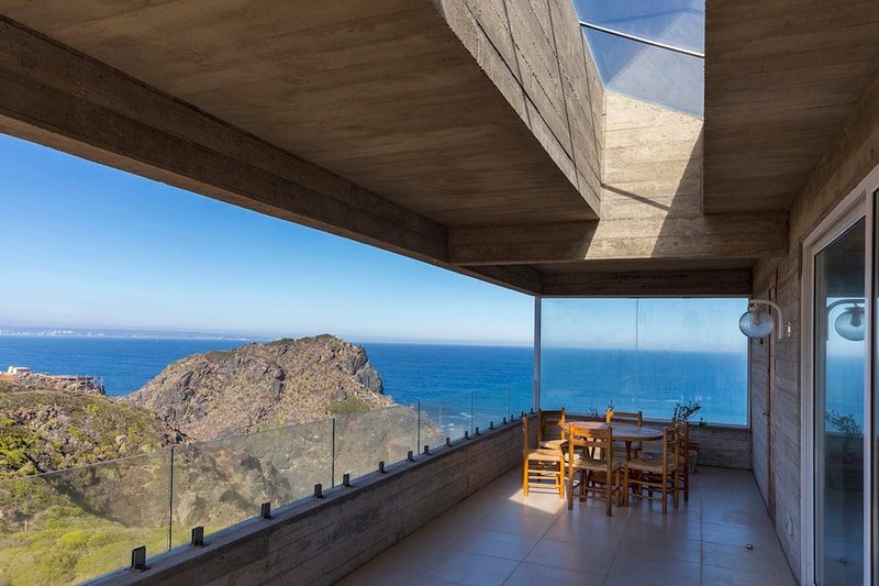 The Le Corbusier-Inspired Mirador House by Gubbins Arquitectos