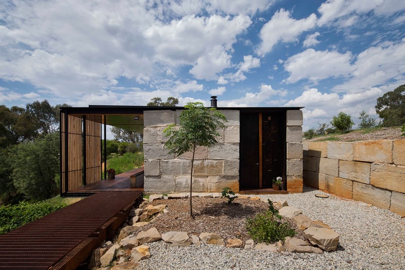 The Sawmill House in Victoria, Australia by Archier