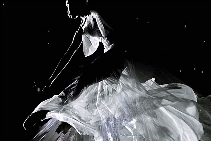 Watch Previously Unreleased Footage of Alexander McQueen's Creations