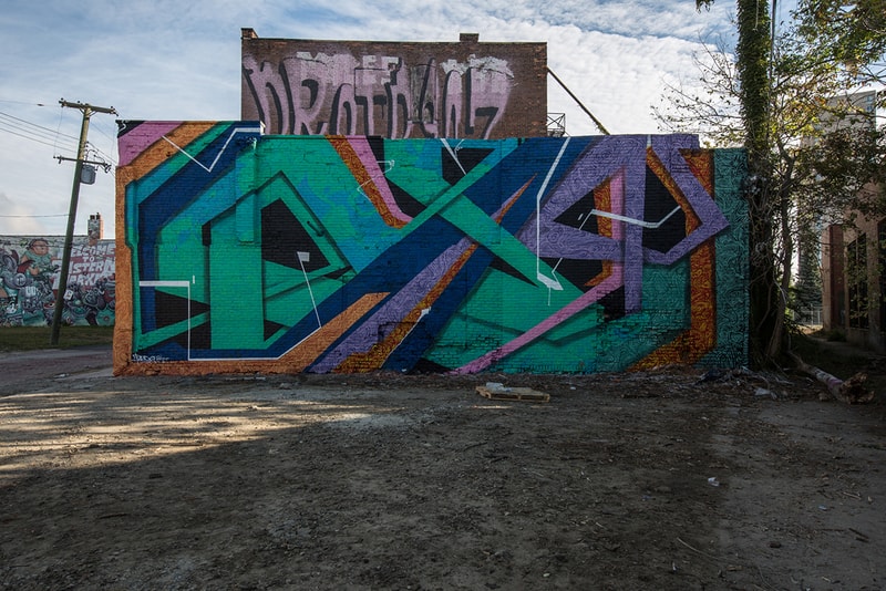 1xRUN Murals In The Market