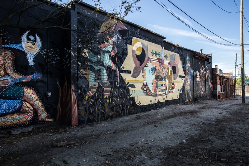 1xRUN Murals In The Market