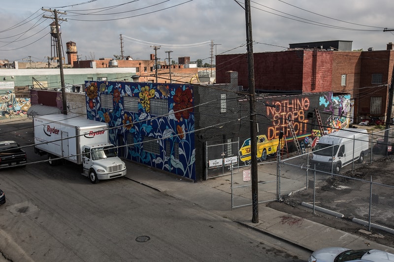 1xRUN Murals In The Market
