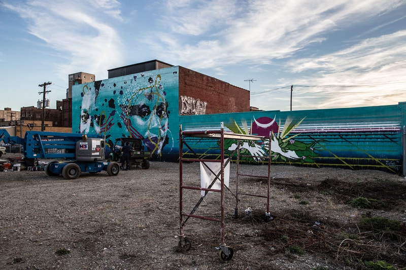 1xRUN Murals In The Market