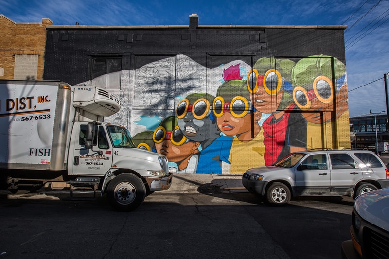1xRUN Murals In The Market