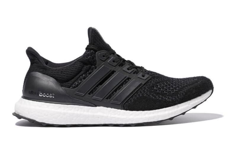 adidas gazelle silver green womens adidas Ultraboost 22 Running Shoe main image 0