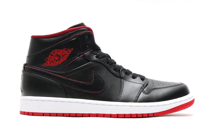 Air Jordan 1 Mid Black/Black-White-Gym Red