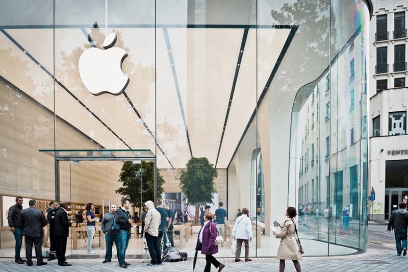 Apple Store Brussels by Jony Ive 