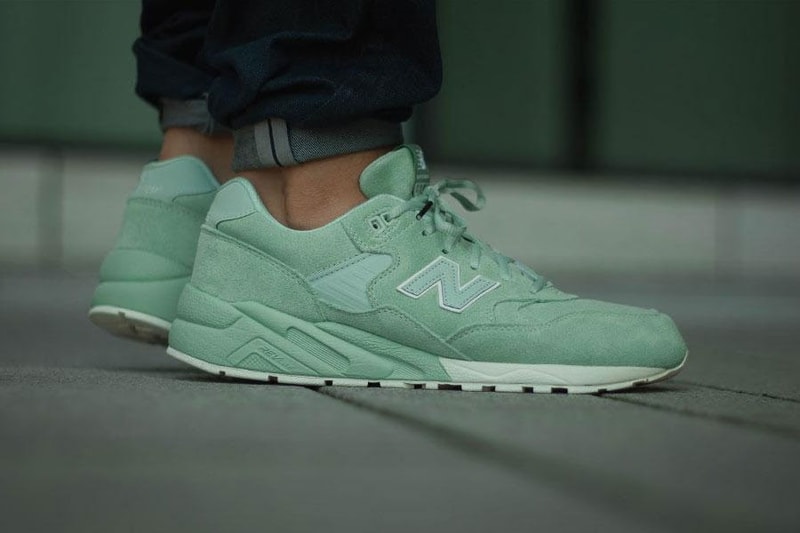 New Balance MRT 580 MC Tonal Pack