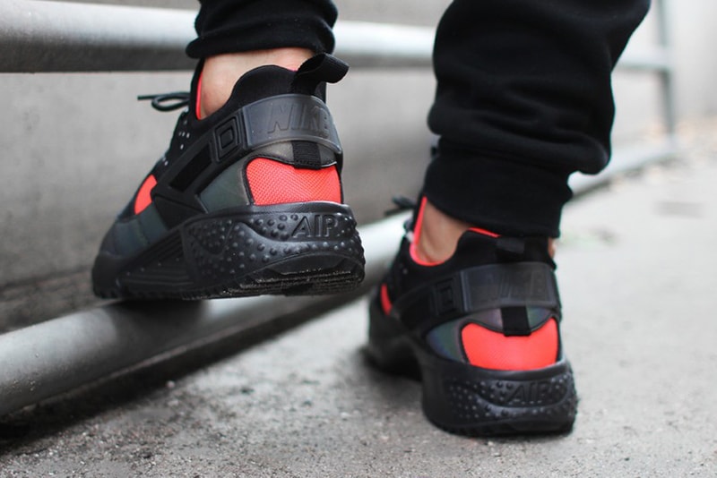 Nike Air Huarache Utility PRM Bright Crimson