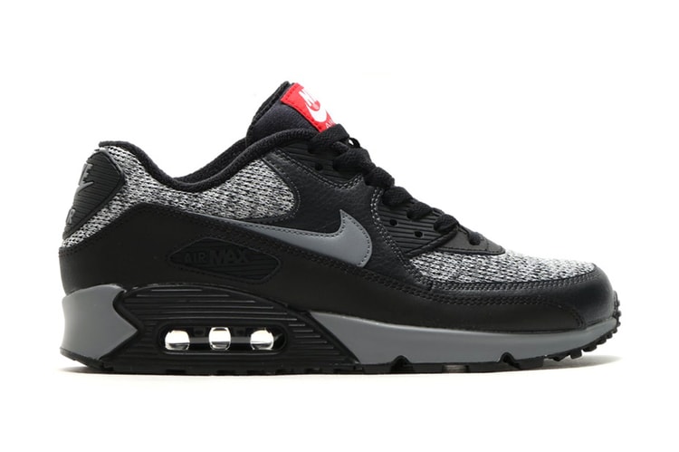 Nike Air Max 90 Essential Black/Cool Grey-Anthracite-University Red