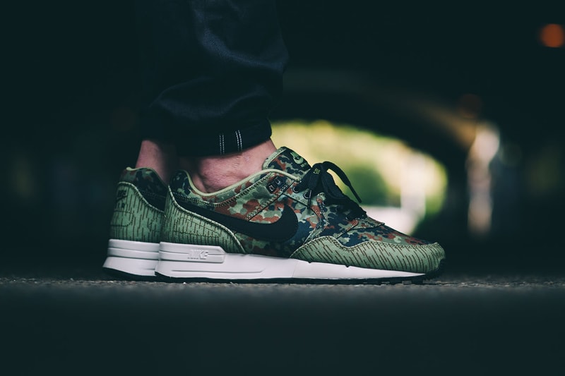 Nike Air Pegasus '89 "German Reunification"