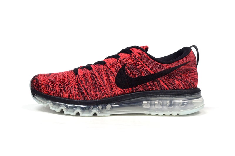 Nike Flyknit Air Max Bred