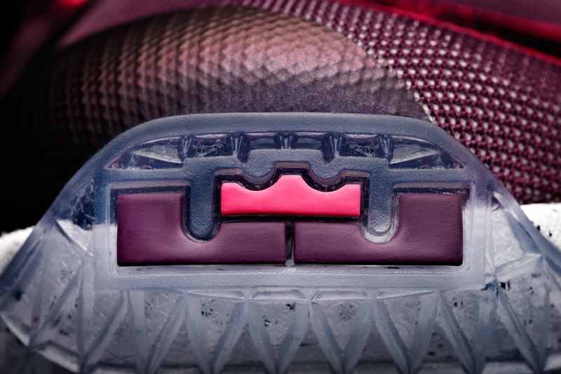 Nike LeBron 13