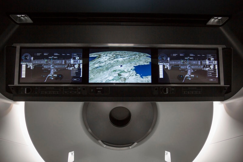 Check out the Interior of SpaceX's Crew Dragon