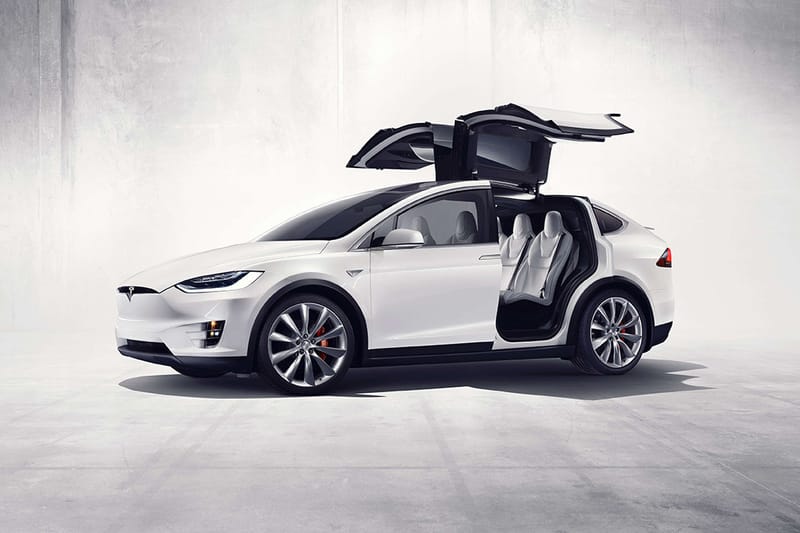 A First Look at the Tesla Model X SUV