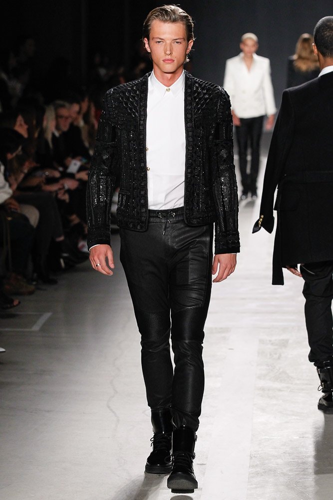Balmain H&M 2015 Fall/Winter Runway Show