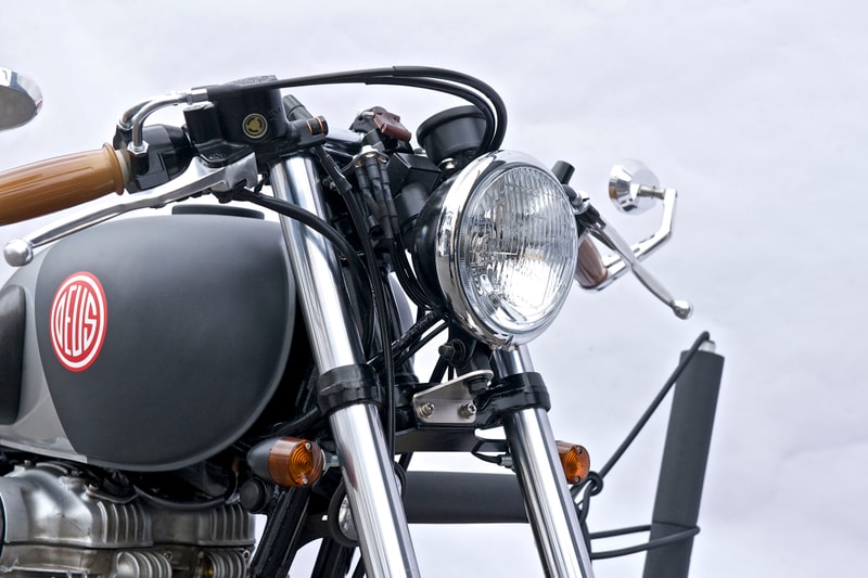 Deus Ex Machina Red Pill Motorbike