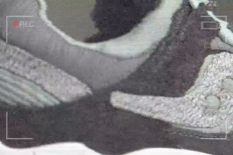 END. x Saucony Grid 9000 "WHITE/NOISE" Teaser