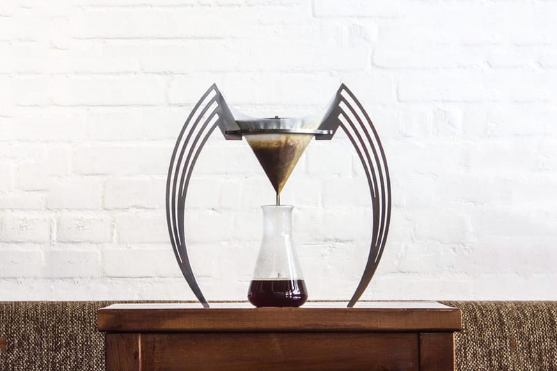 Iikone Brings Art to Your Mornings With New Coffee Brewer