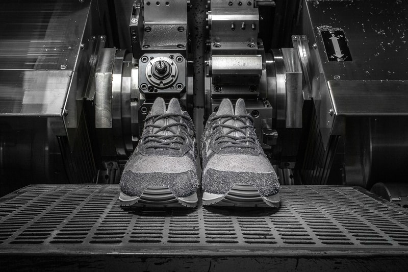 INVINCIBLE x ASICS Tiger Gel-Lyte III Formosa