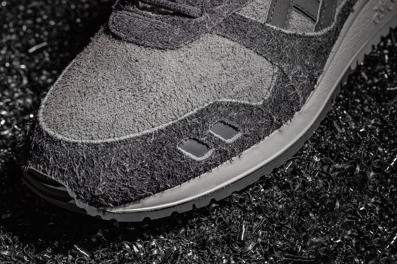 INVINCIBLE x ASICS Tiger Gel-Lyte III Formosa