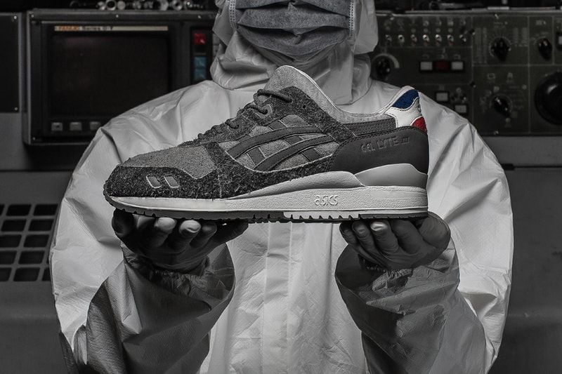 INVINCIBLE x ASICS Tiger Gel-Lyte III Formosa