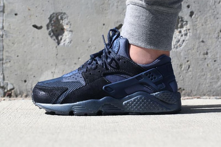 Nike WMNS Air Huarache PRM