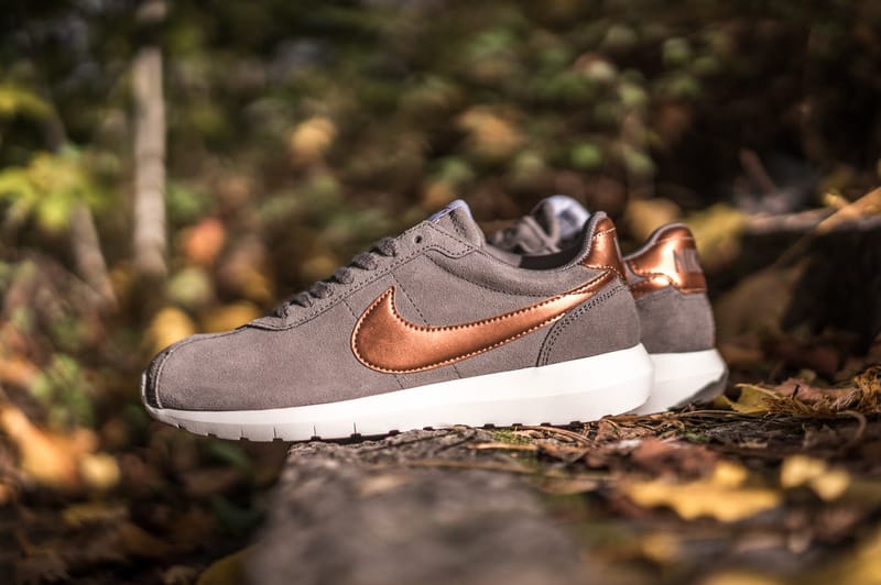 Nike WMNS Roshe LD-1000 "Iron/Metallic Red Bronze"