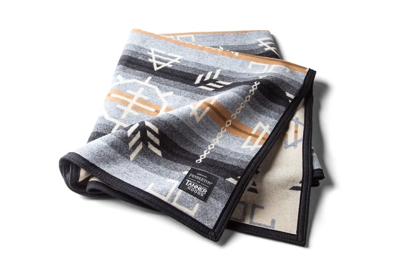 Pendleton for Tanner Goods Blanket and Pillow Set