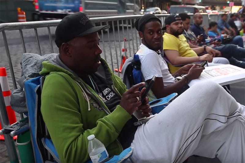 Professional "Waiters" Make $1000 USD a Week by Standing in Line 