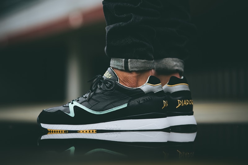 Solebox Diadora V7000