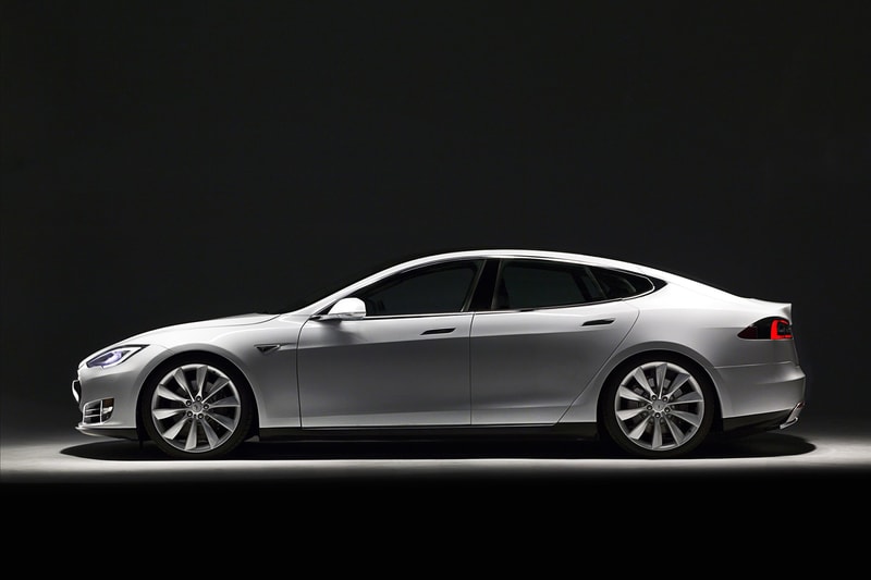 Tesla to Get 'Autopilot' Update