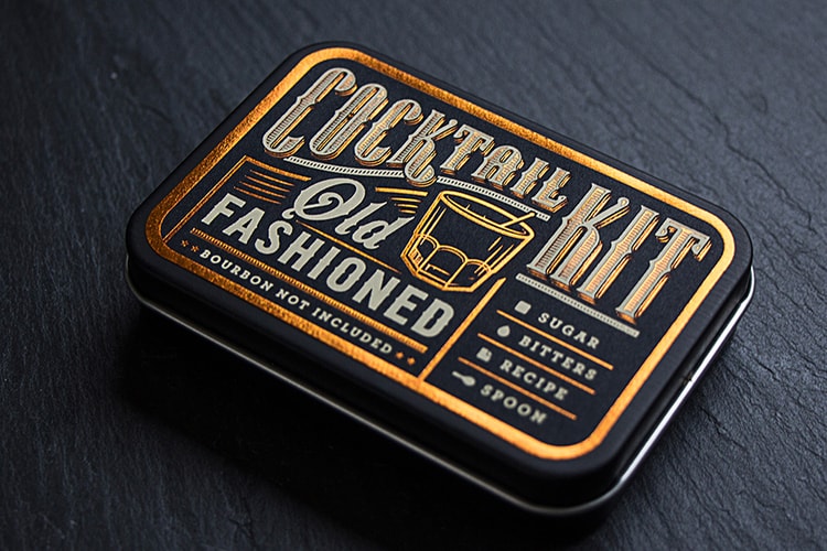 A Vintage Vibe Is Delivered With These Pocket-Sized Creative Cocktail Kits