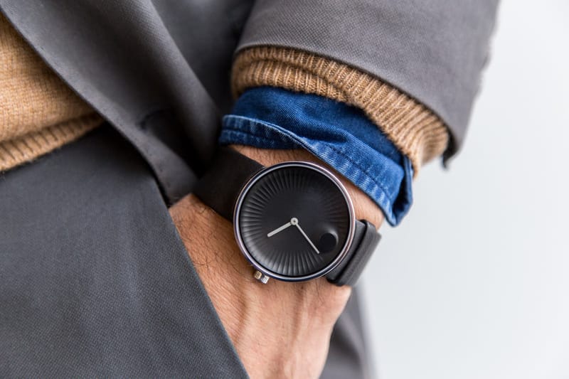 Yves Béhar Designs the New Movado Edge