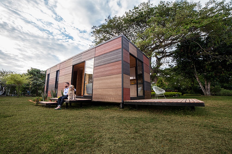 Colombian Architects Build Modular Homes
