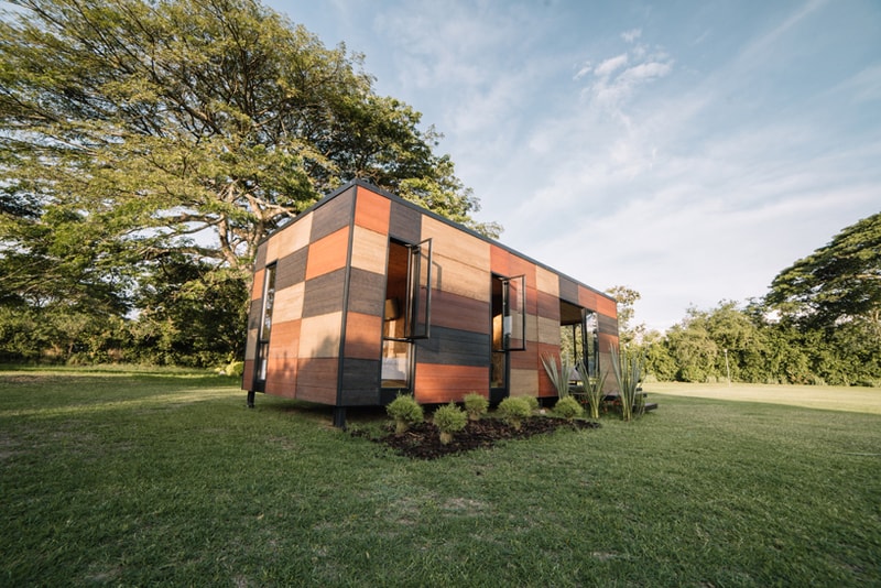Colombian Architects Build Modular Homes