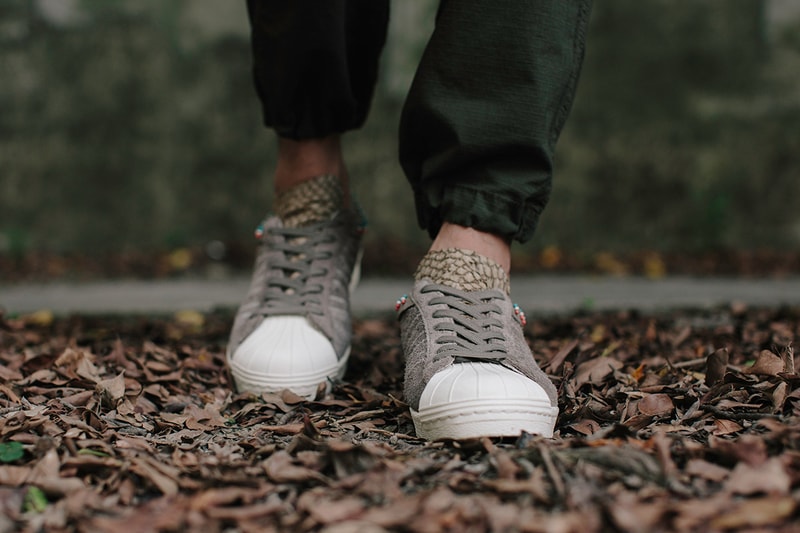 INVINCIBLE adidas Consortium Superstar 80v Sneaker Pack