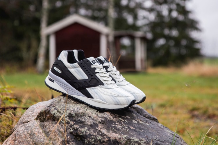 Sneakersnstuff x Brooks Regent "American Dream"