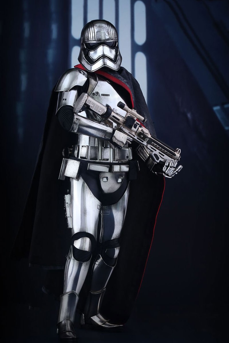 Hot Toys Captain Phasma Star Wars Collectible