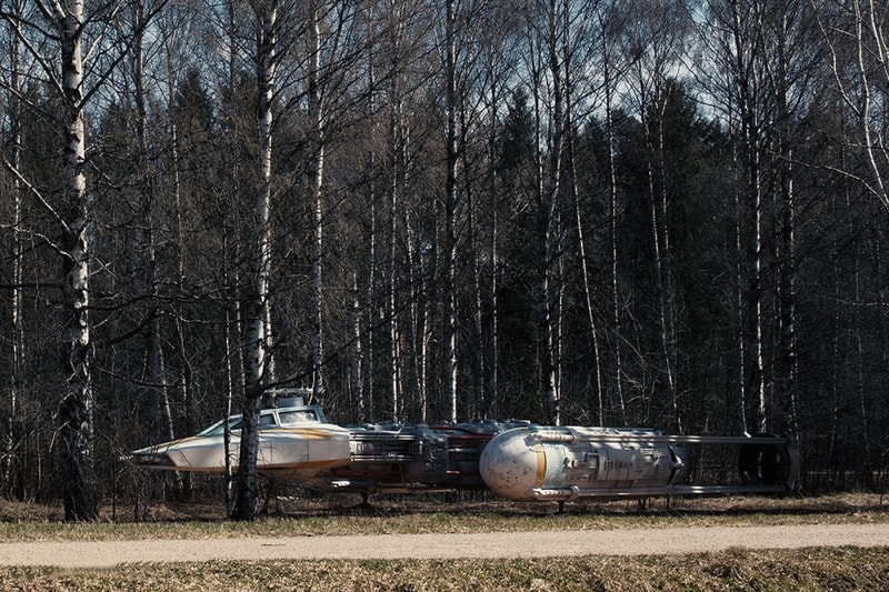 Star Wars Ships Make Way to Earth 
