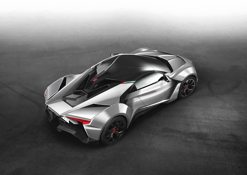 W Motors Fenyr SuperSport