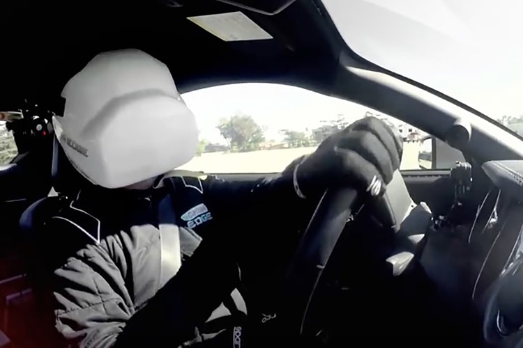 Castrol Brings Virtual Reality to the Racetrack