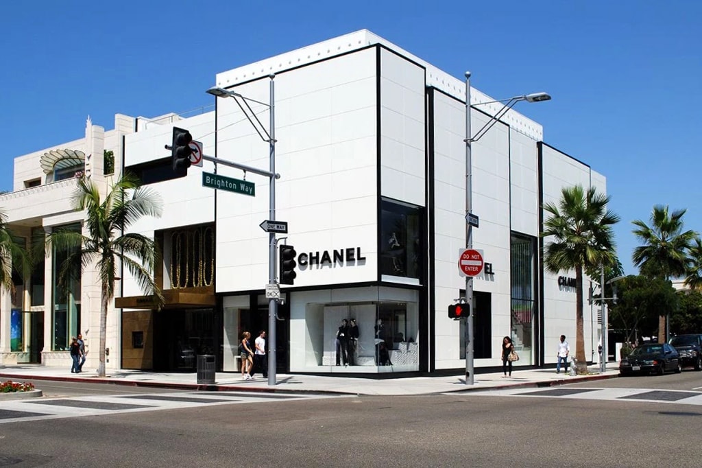 Chanel pays record price for retail space on Rodeo Drive - Los Angeles Times
