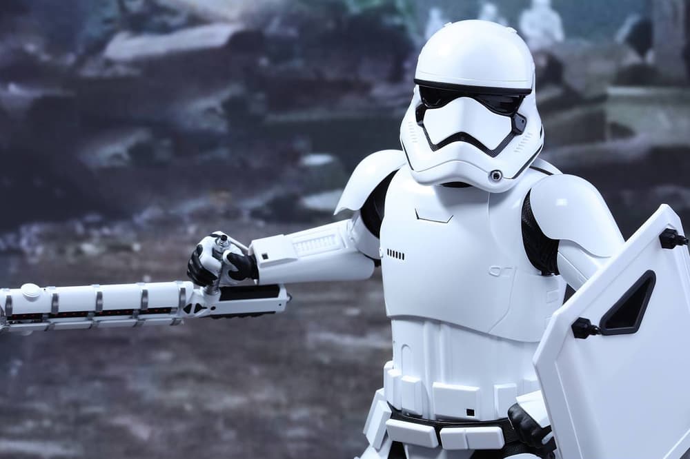 finn in stormtrooper armor