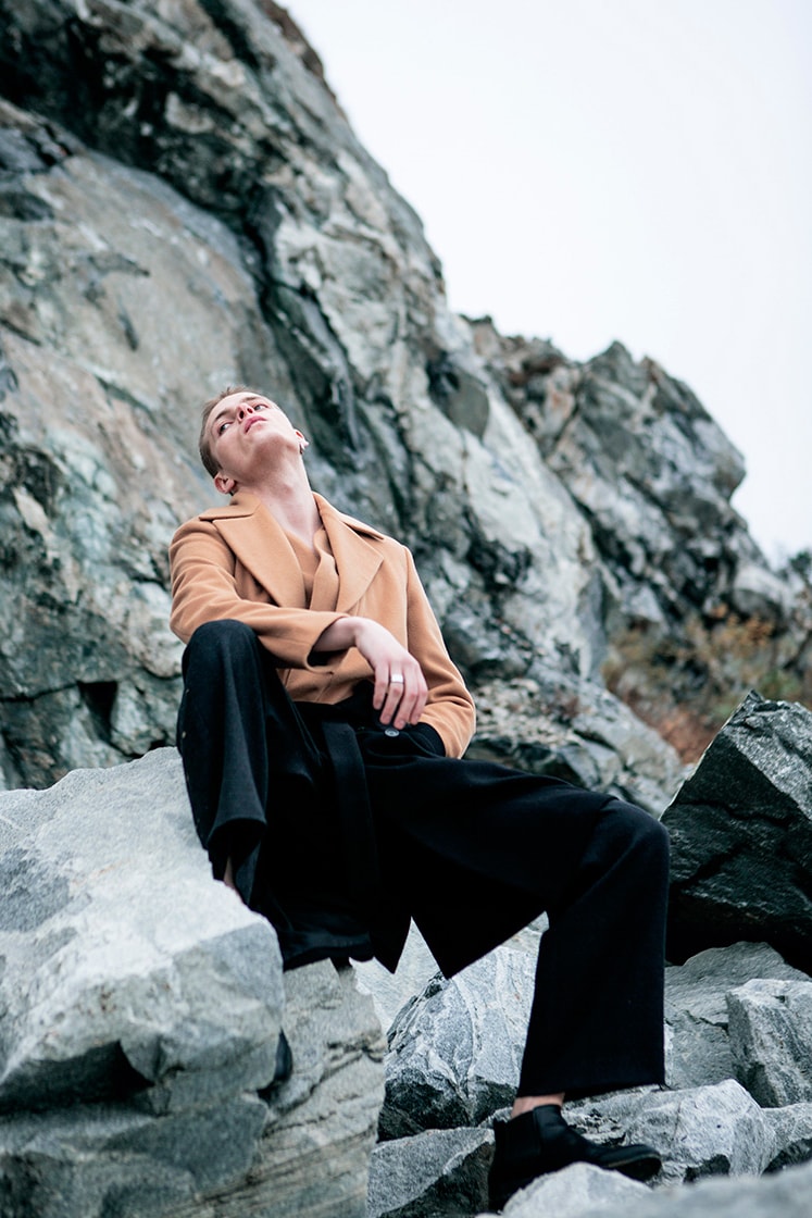 Fucking Young! 2015 Winter "Unmap" Editorial