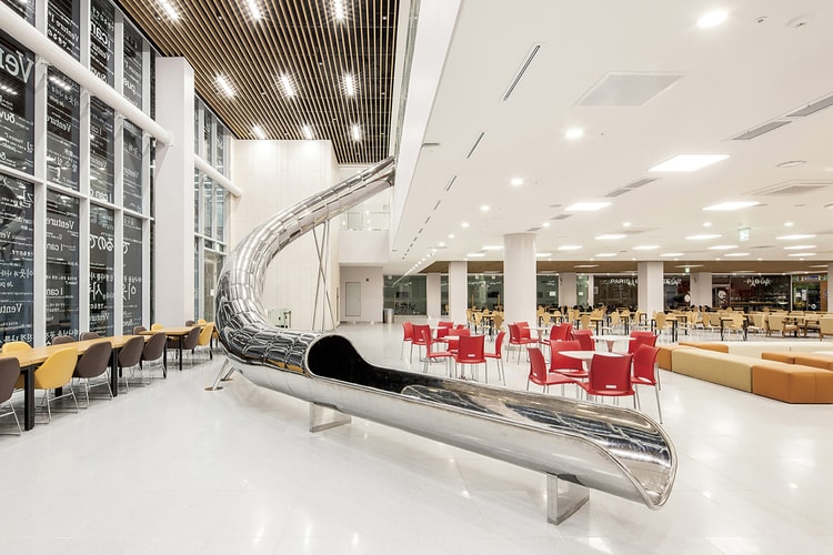 This Korean University Library Uses a Two-Storey Slide to Attract Students to Study